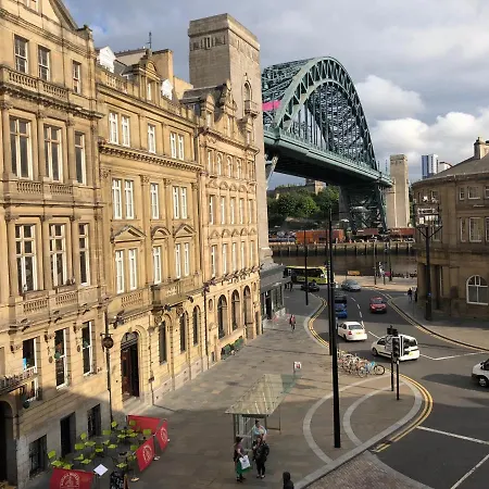 Tyne Bridge View Apartment Newcastle upon Tyne Exterior photo